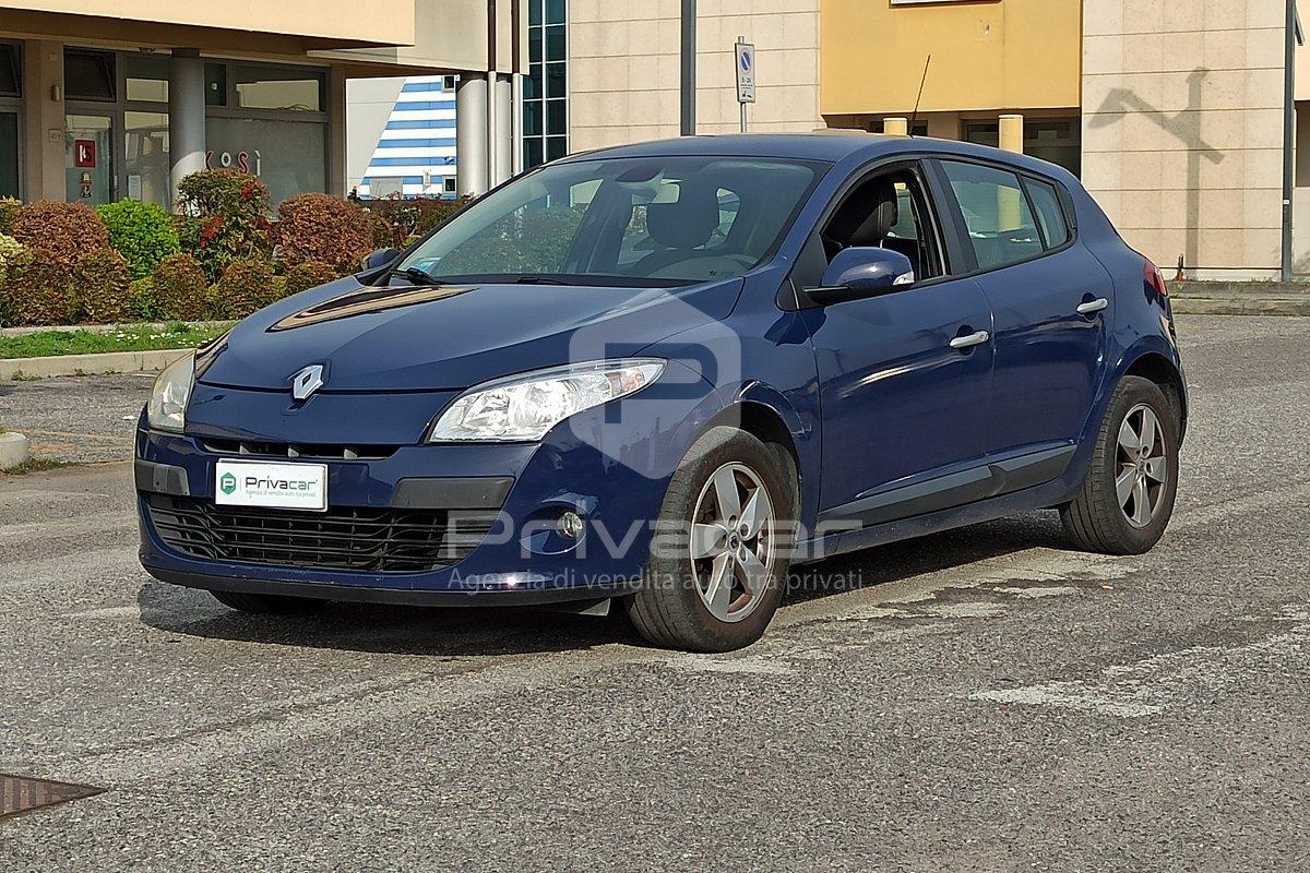 RENAULT Mégane 1.5 dCi 110CV Dynamique