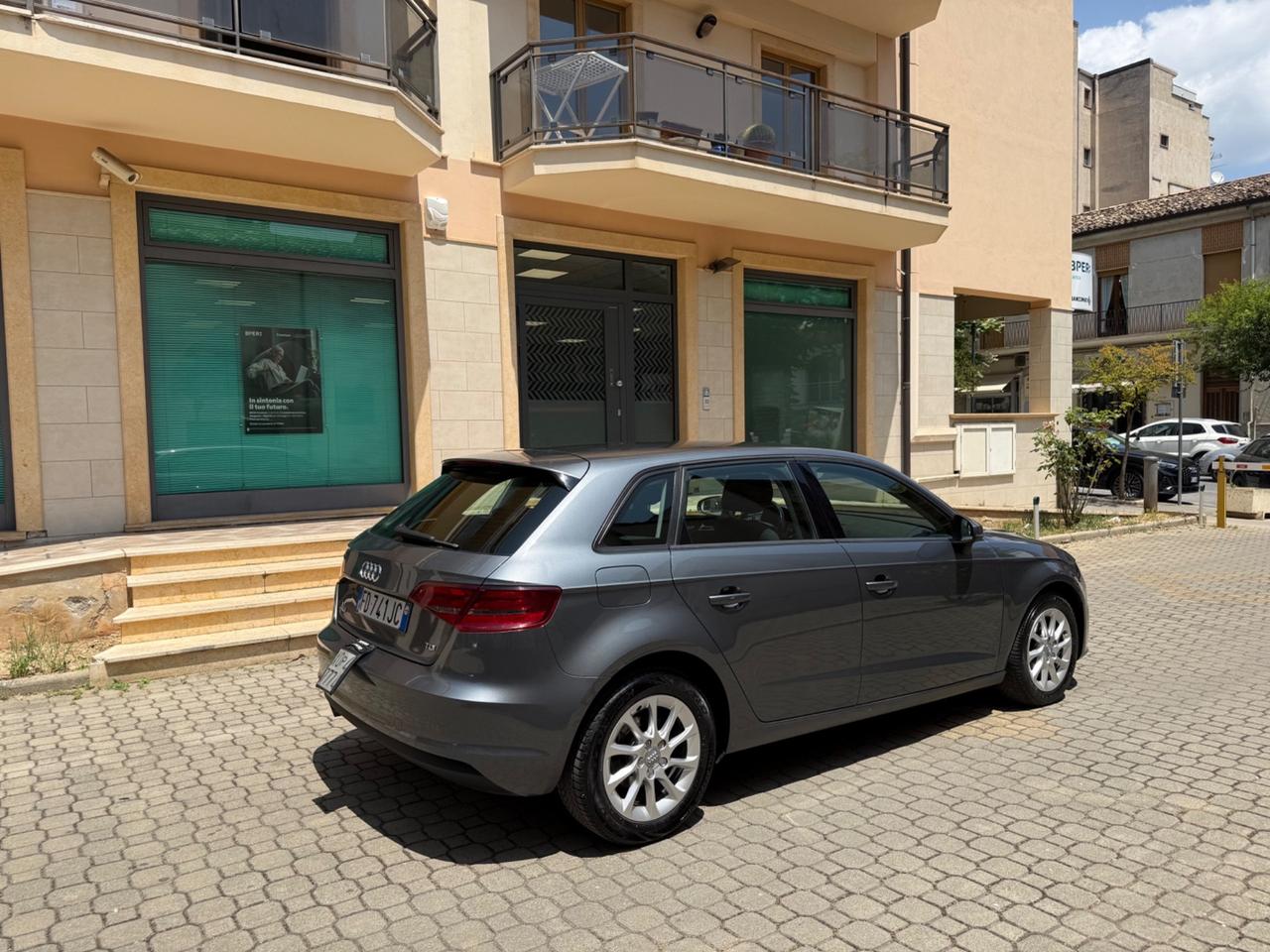 Audi A3 1.6 TDI ultra Attraction
