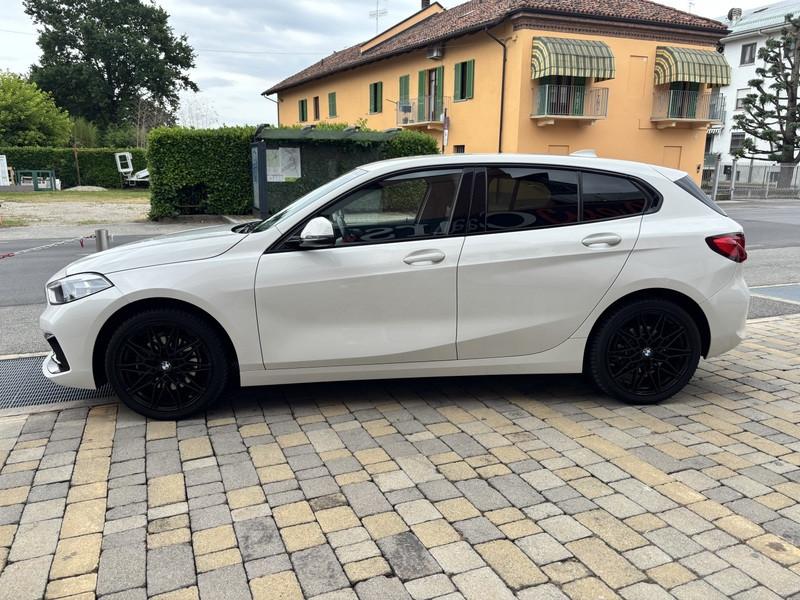 BMW 118 i Advantage 140cv auto FULL LED-NAVI-18"