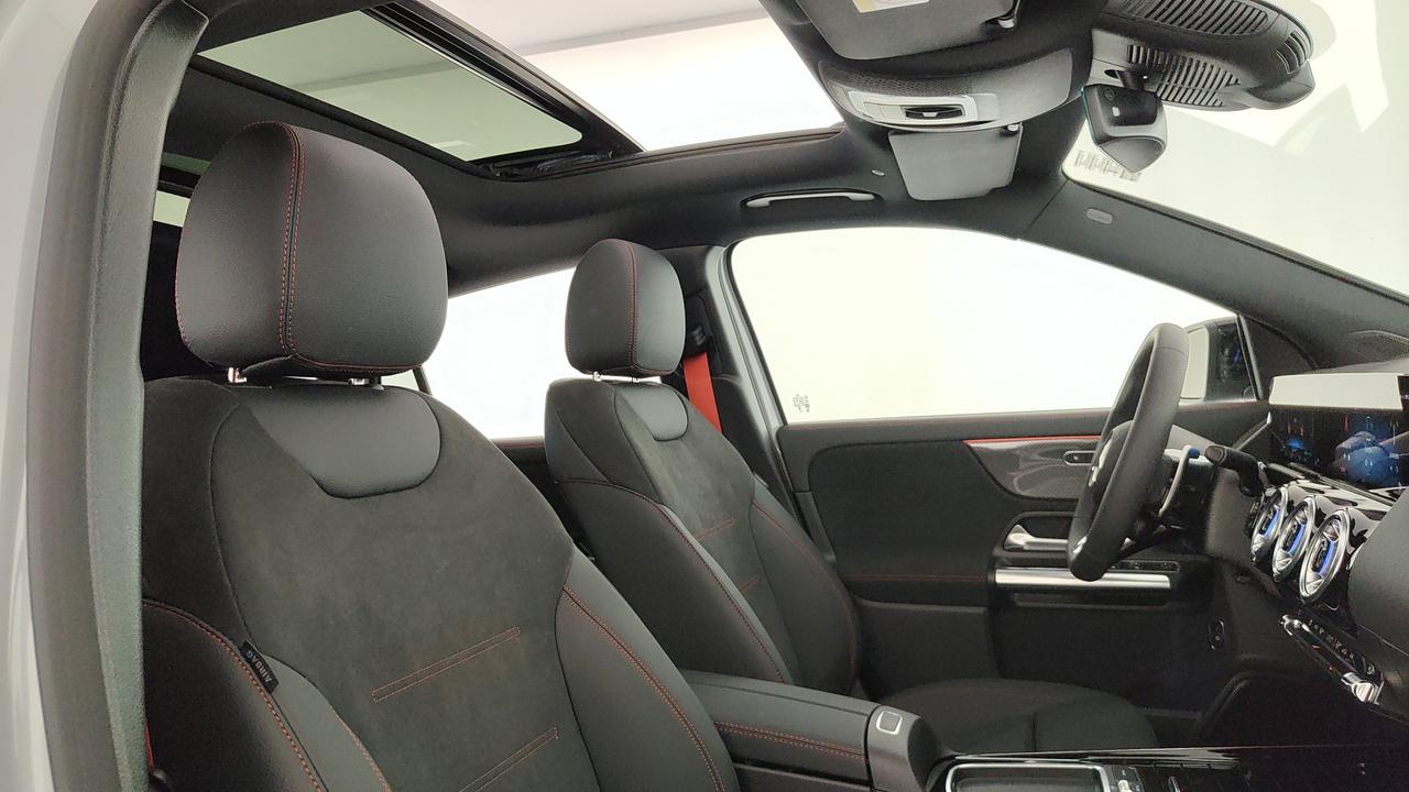 Mercedes-Benz Mercedes-AMG GLA 35 4MATIC