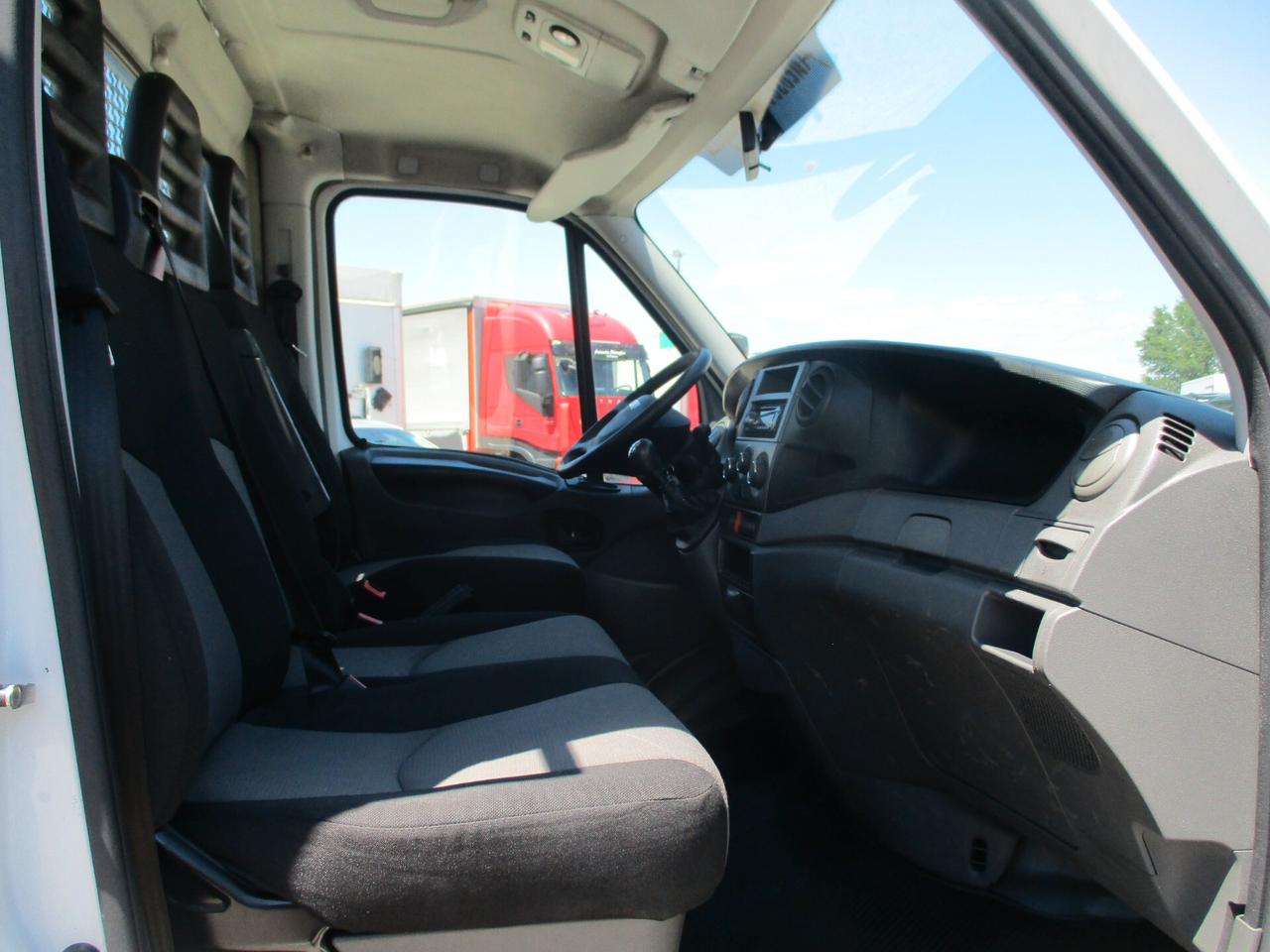 Iveco Daily 35S15 2.3 M-JET 150CV E5 CASSONE FISSO DA 4.30