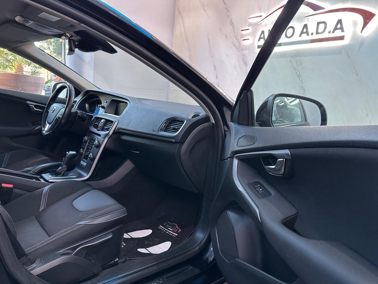 Volvo V40 D2 Business Plus