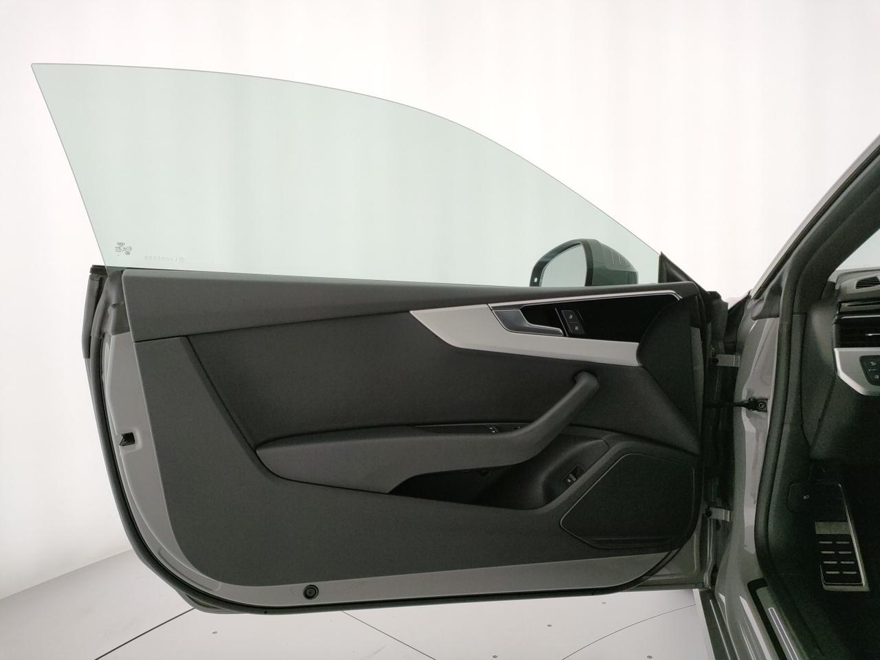 Audi A5 Coupé 35 2.0 tdi mhev s line edition 163cv s-tronic