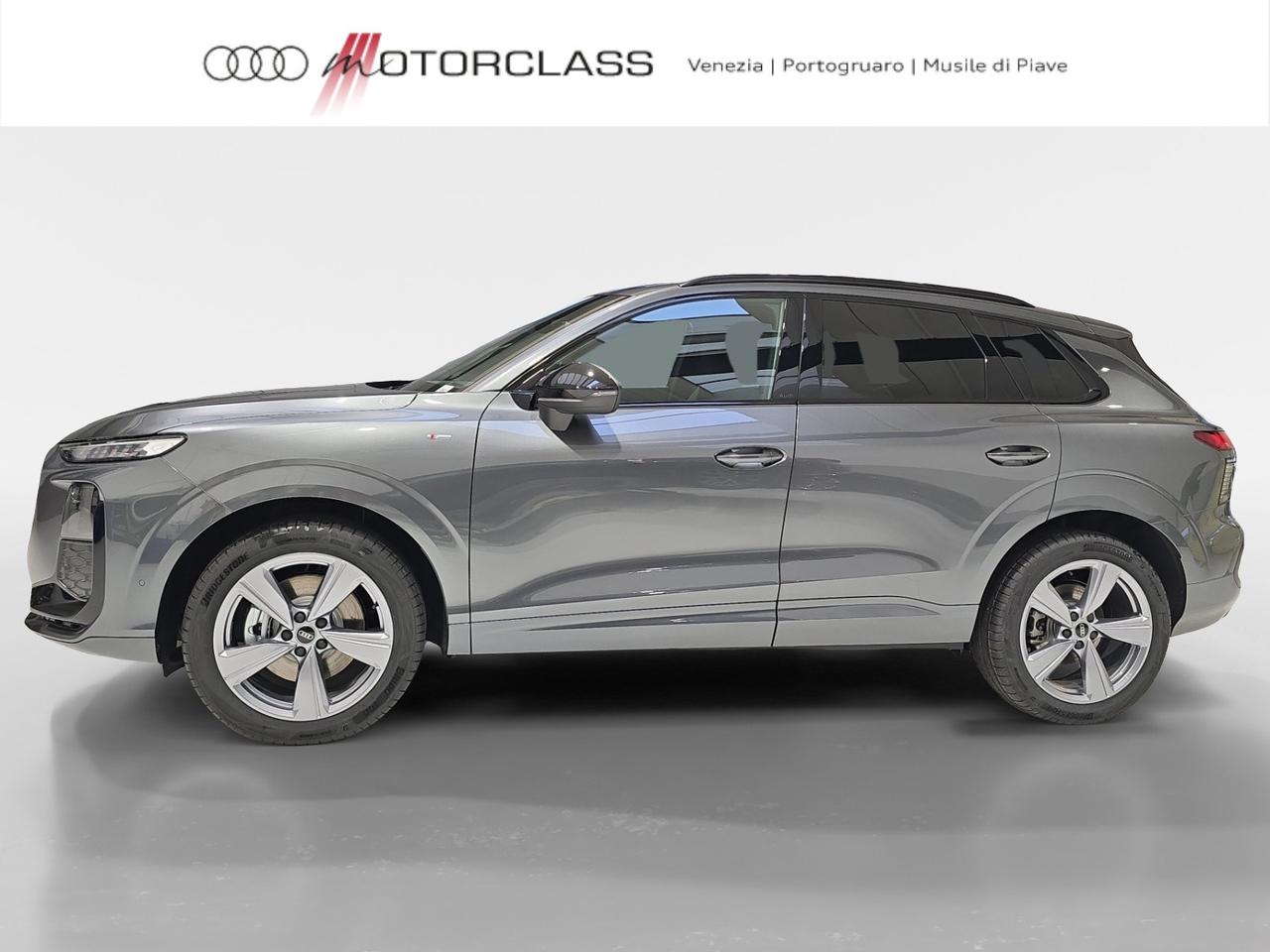 Audi Q3 2.0 tdi 150cv business s tronic