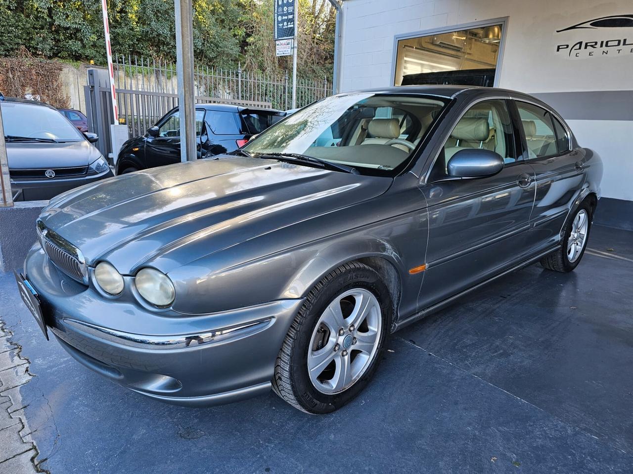 Jaguar X-Type 2 litri V6 24V cat