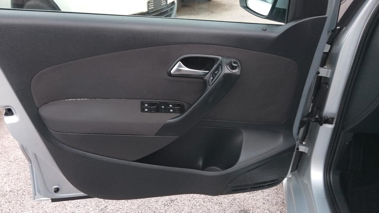 Volkswagen Polo 1.2 BENZINA