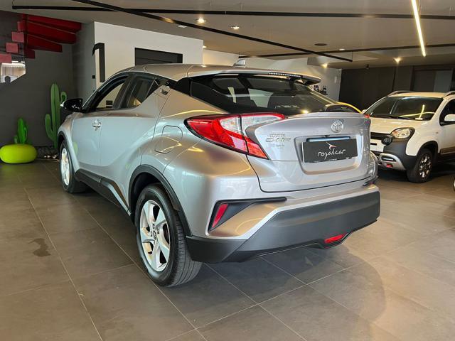 TOYOTA C-HR 1.2 Turbo CVT 4WD Business 4X4