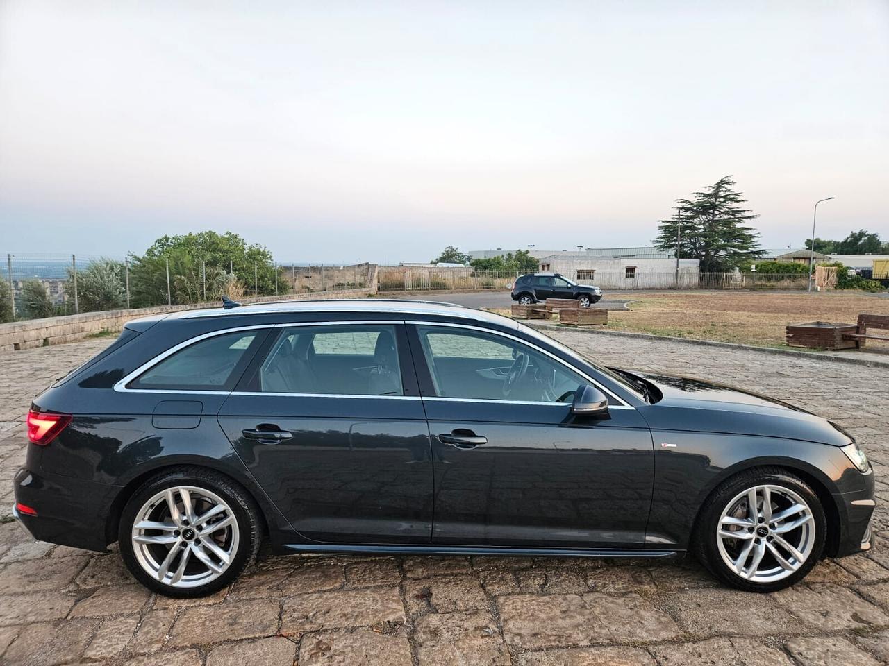 Audi A4 Avant 40 TDI quattro 190cv Sline Stronic