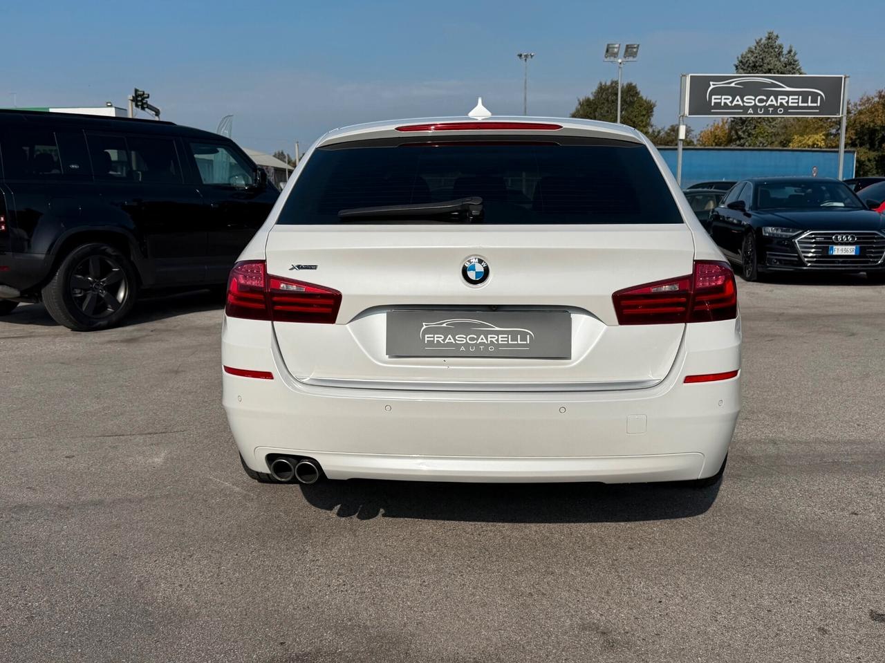 Bmw 530 530dA 258CV Touring Modern/TETTO/PELLE/NAVI
