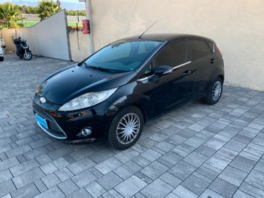 Ford Fiesta 1.4 Tdci 68cv 5 porte Titanium