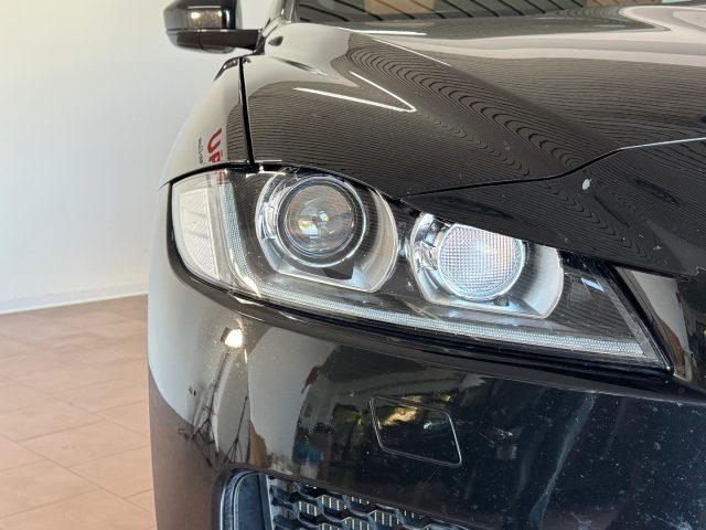 JAGUAR F-Pace 3.0 D V6 300 CV AWD aut. First Edition PELLE