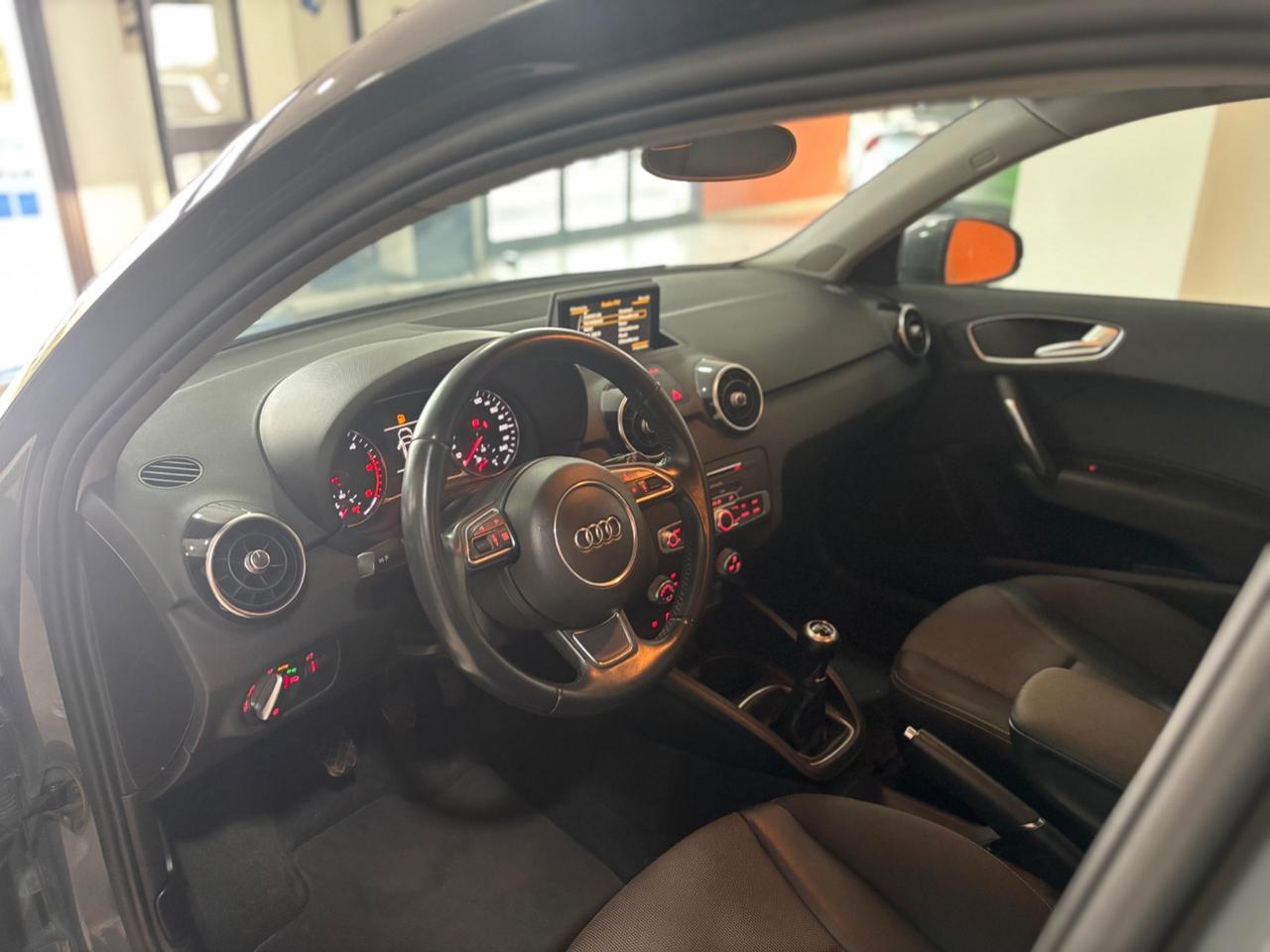 Audi A1 SPB 1.6 TDI 116 CV Sport ok neopatentati