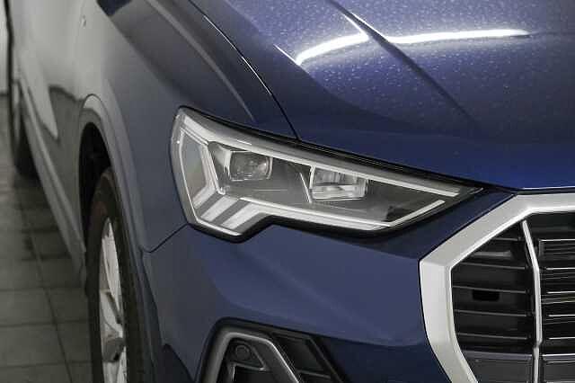 Audi Q3 45 TFSI e S tronic Business