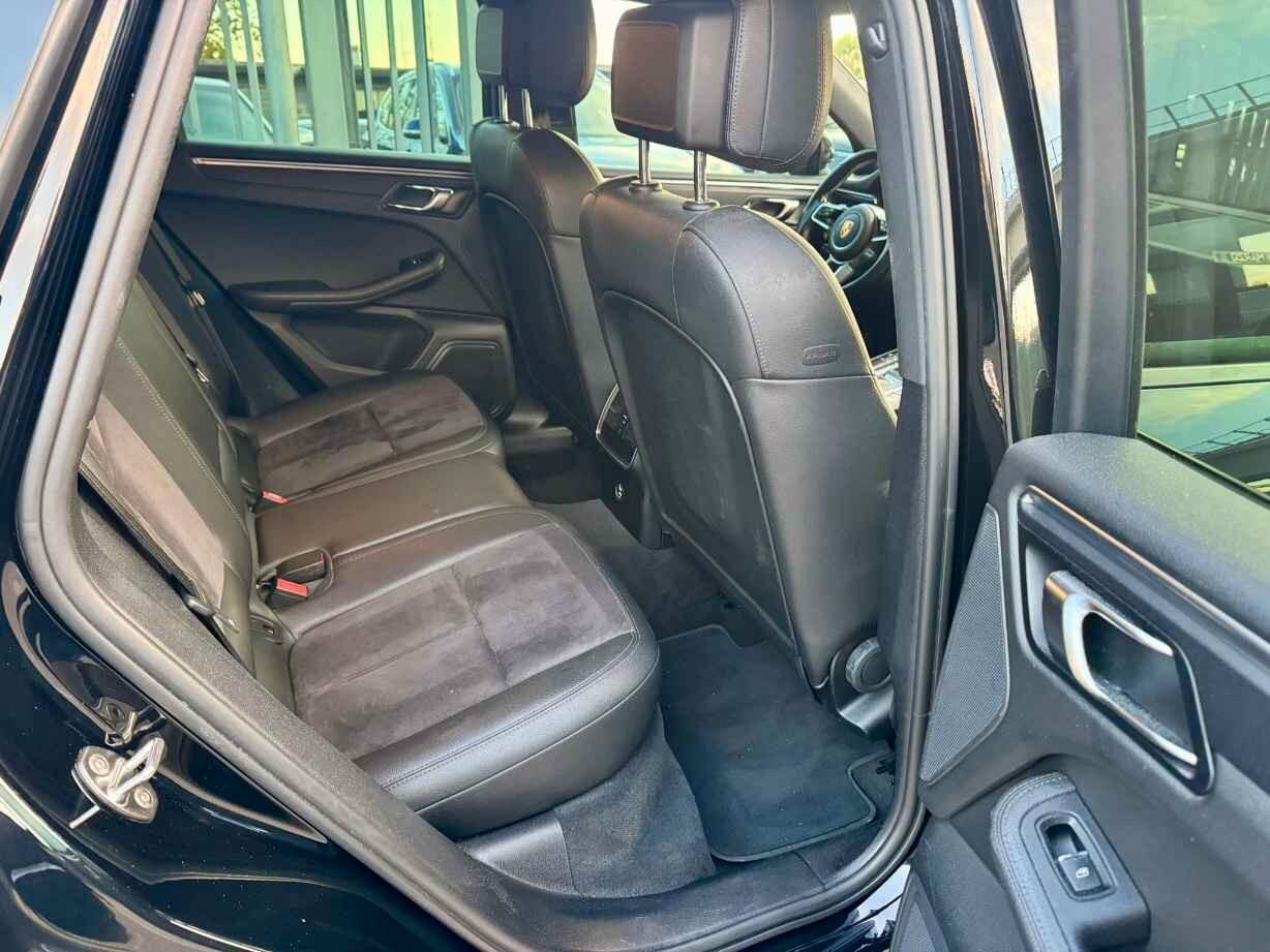 PORSCHE MACAN 2.0 BENZINA 245 CV