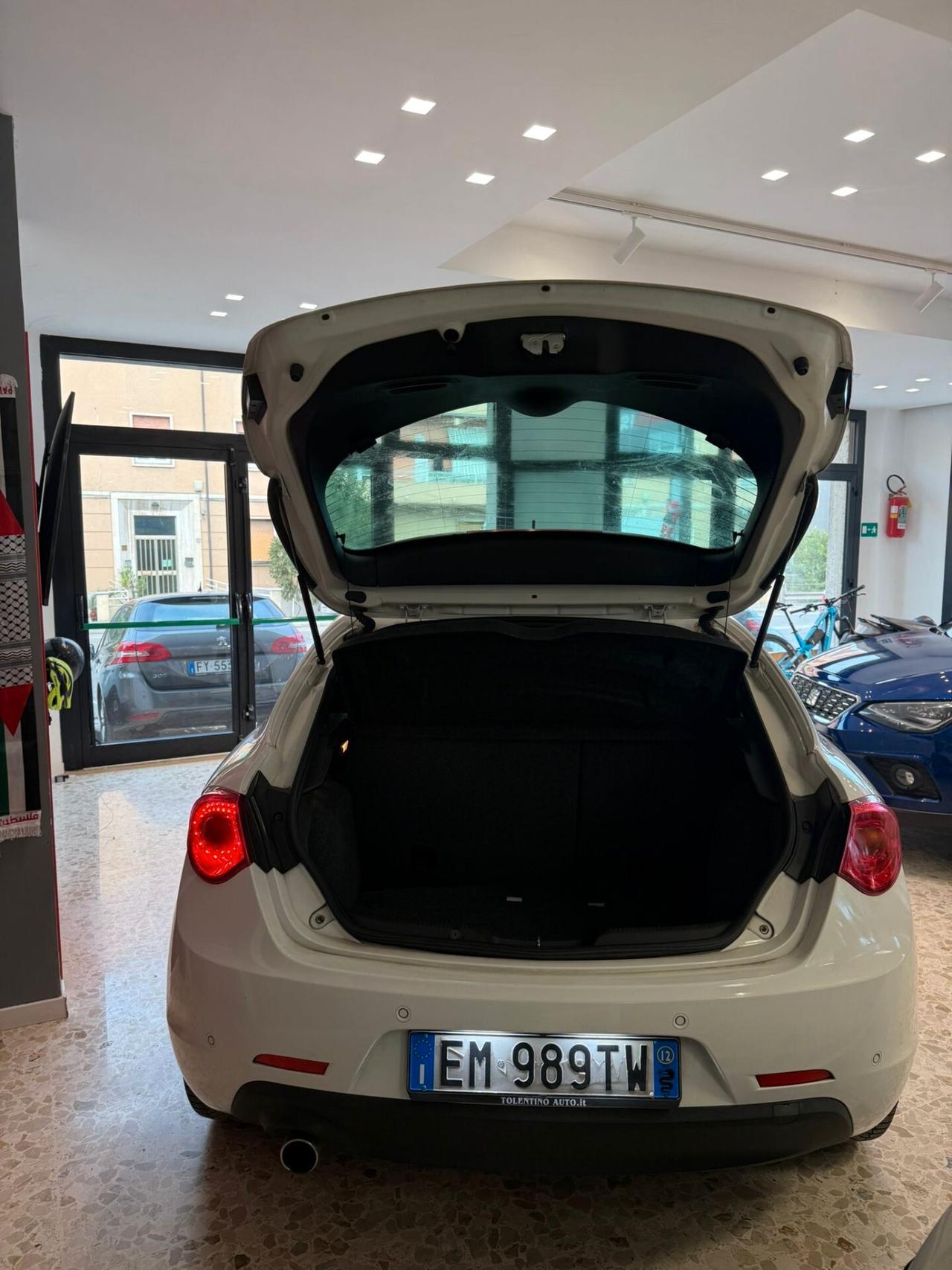 Alfa Romeo Giulietta 1.6 JTDm-2 105 CV Exclusive