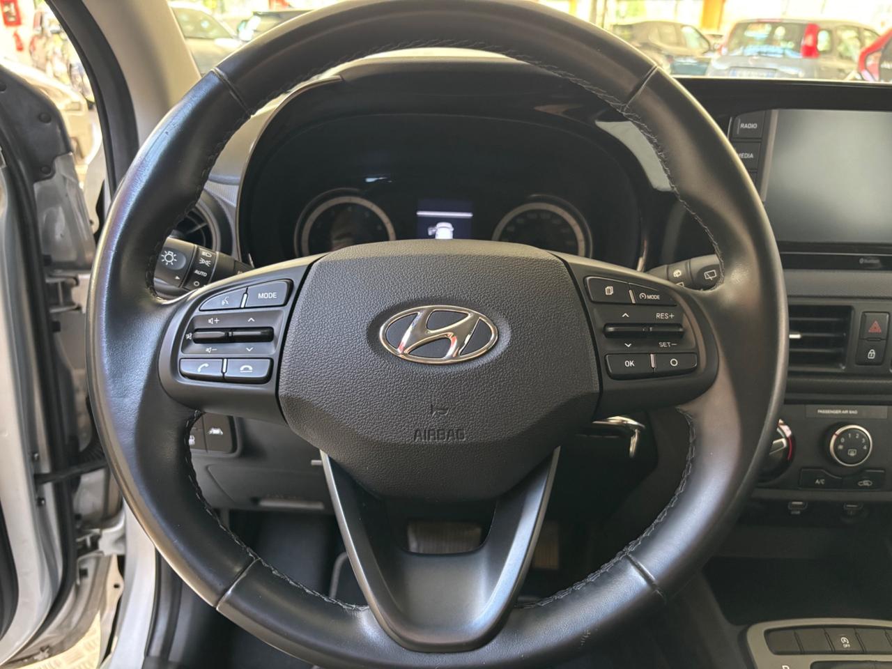 Hyundai i10 1.0 MPI AT Tech