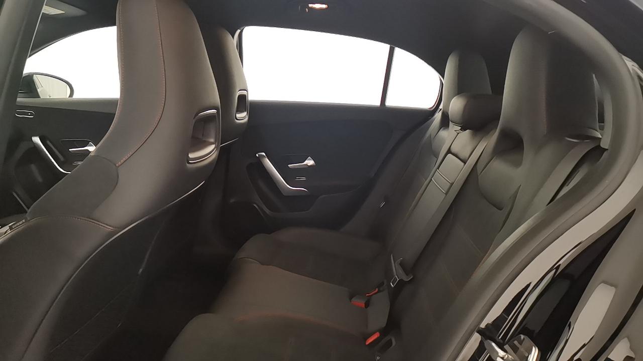 Mercedes-Benz Classe A - W177 2023 - A 200 d AMG Line Advanced Plus auto