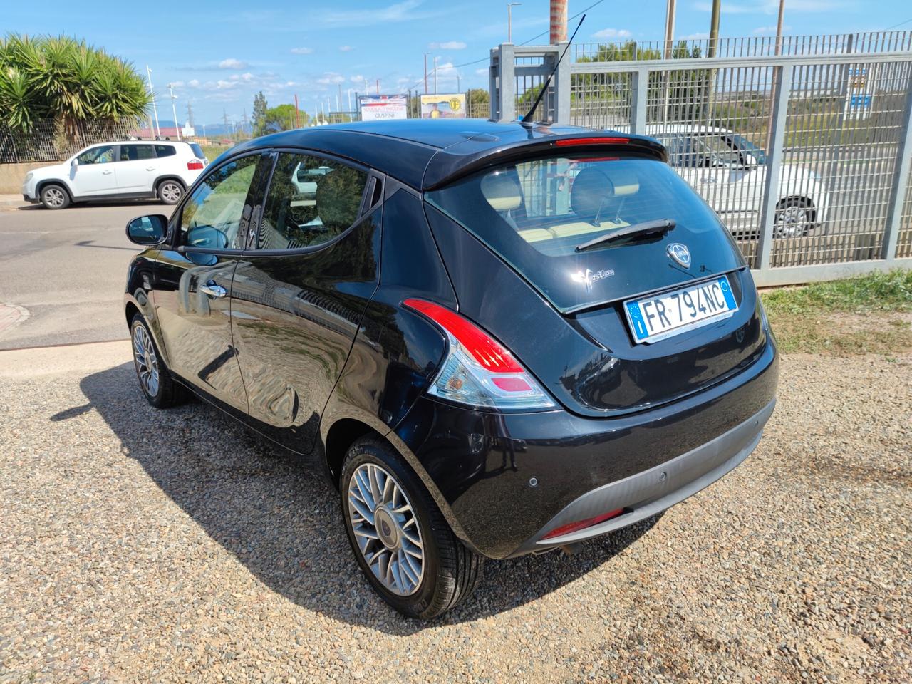 Lancia Ypsilon 1.3 MJT 16V 95 CV 5 porte S&S Platinum