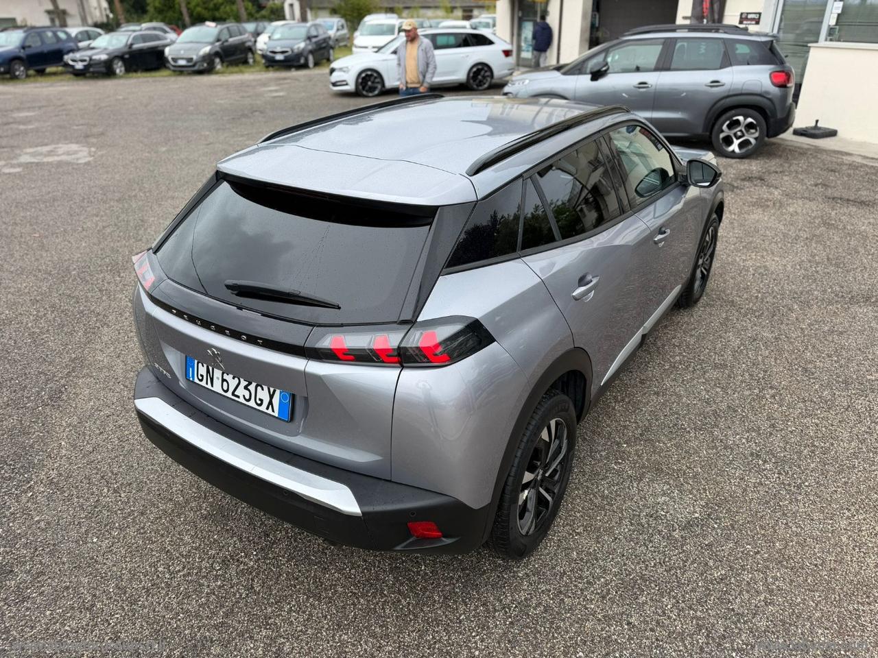 PEUGEOT 2008 PureTech 100 S&S Allure Pack