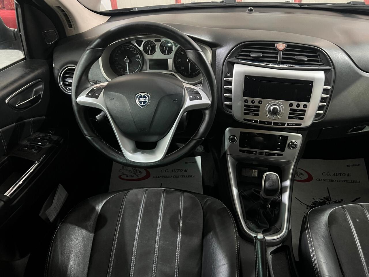 Lancia Delta 1.6 120 CV - PLATINO - 2011