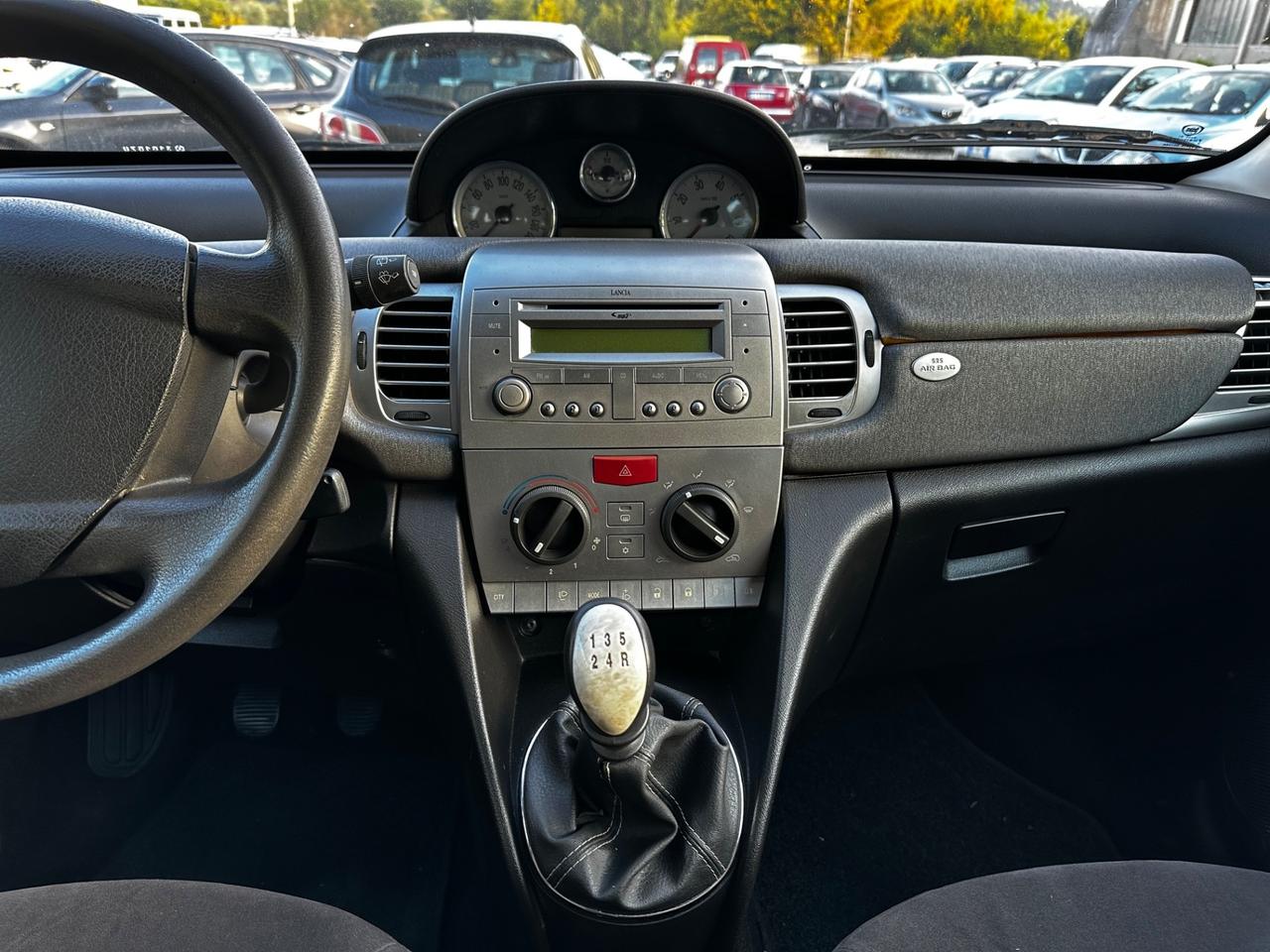 Lancia Ypsilon 1.2 Modamilano