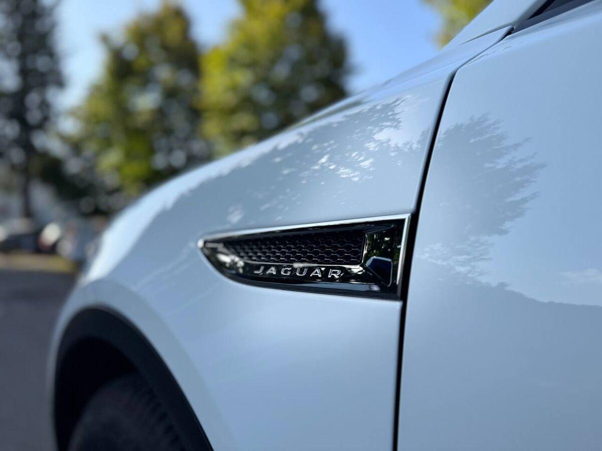 Jaguar E-Pace 2.0d i4 awd 150cv my19