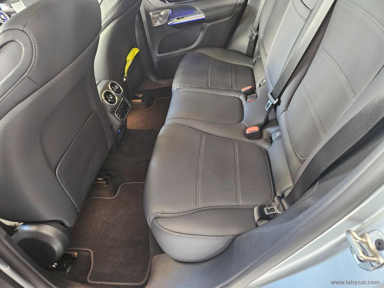 MERCEDES-BENZ GLC 220 d 4Matic Coupé AMG Line PREMIUM Plus