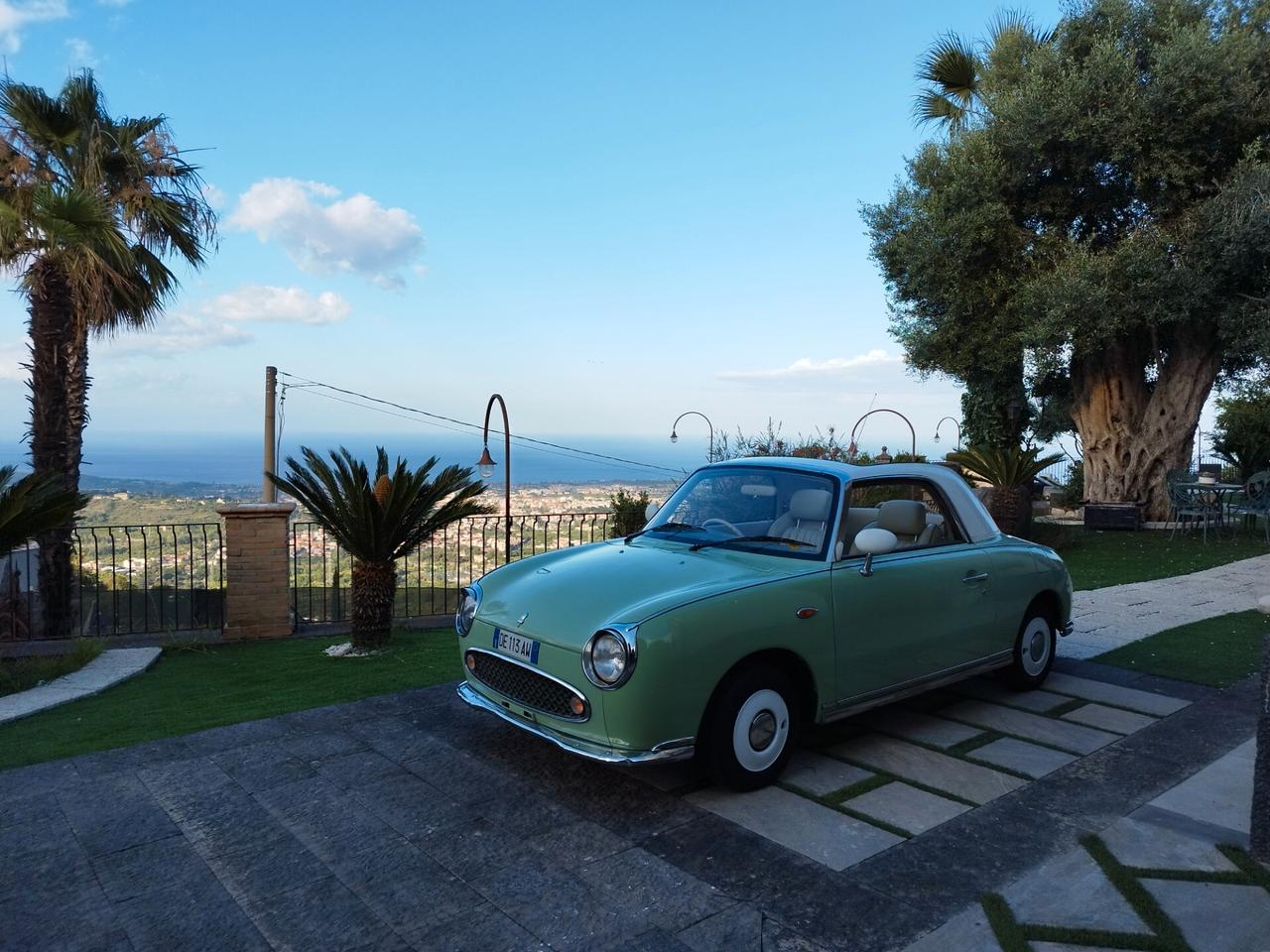 Nissan Figaro