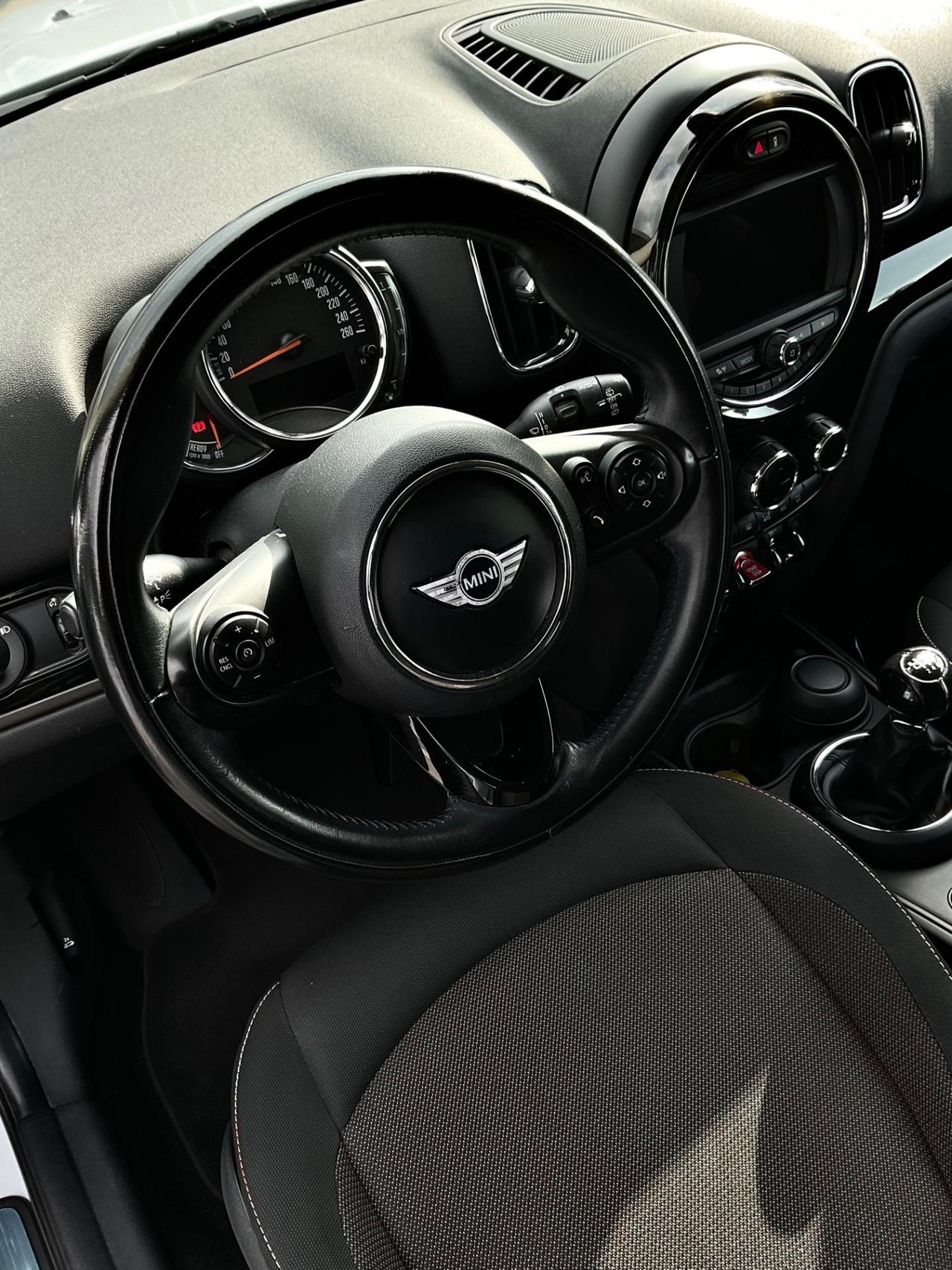 Mini Cooper Countryman 1.5 One D Business