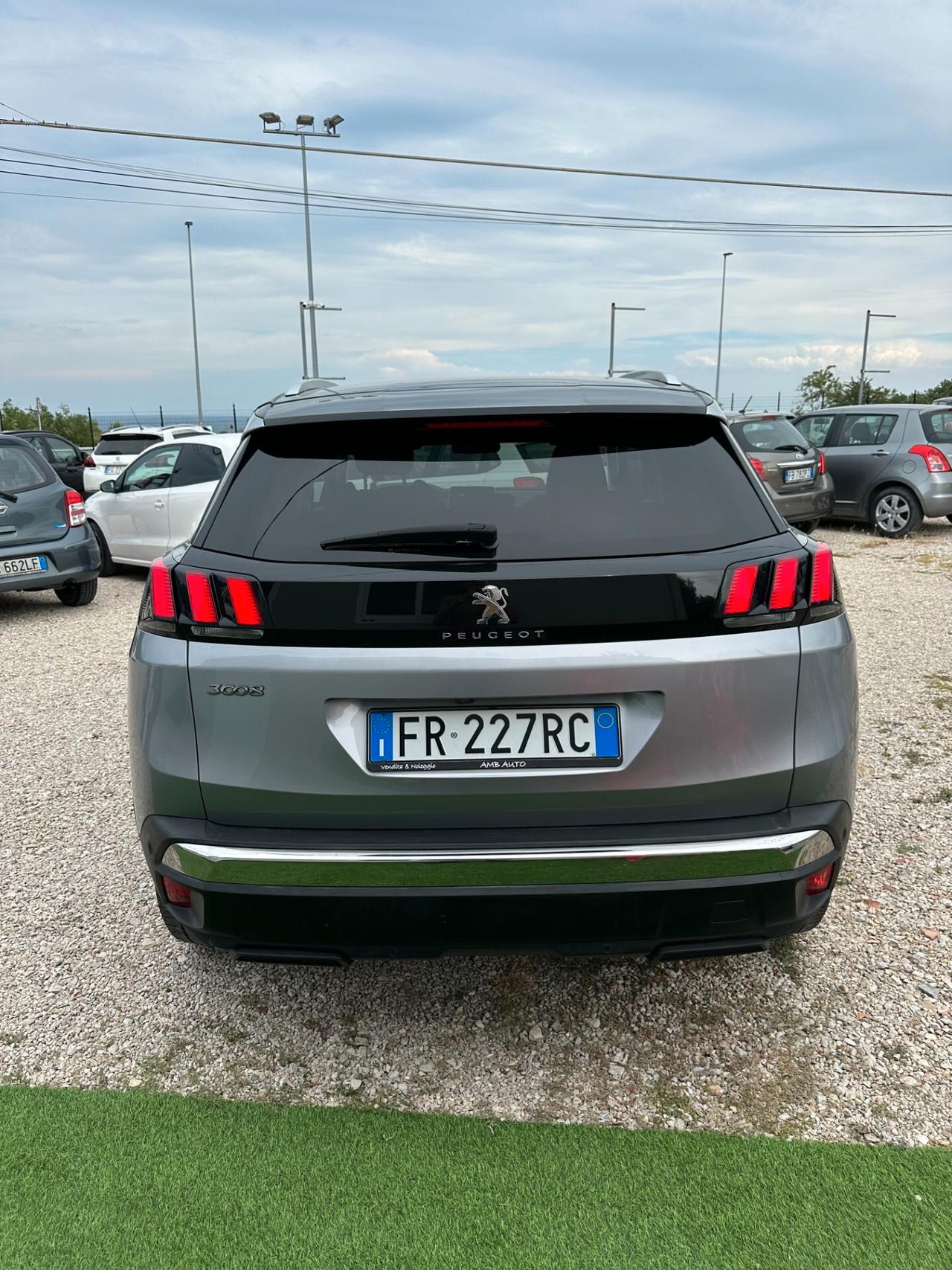 Peugeot 3008 BlueHDi 130 S&S Allure
