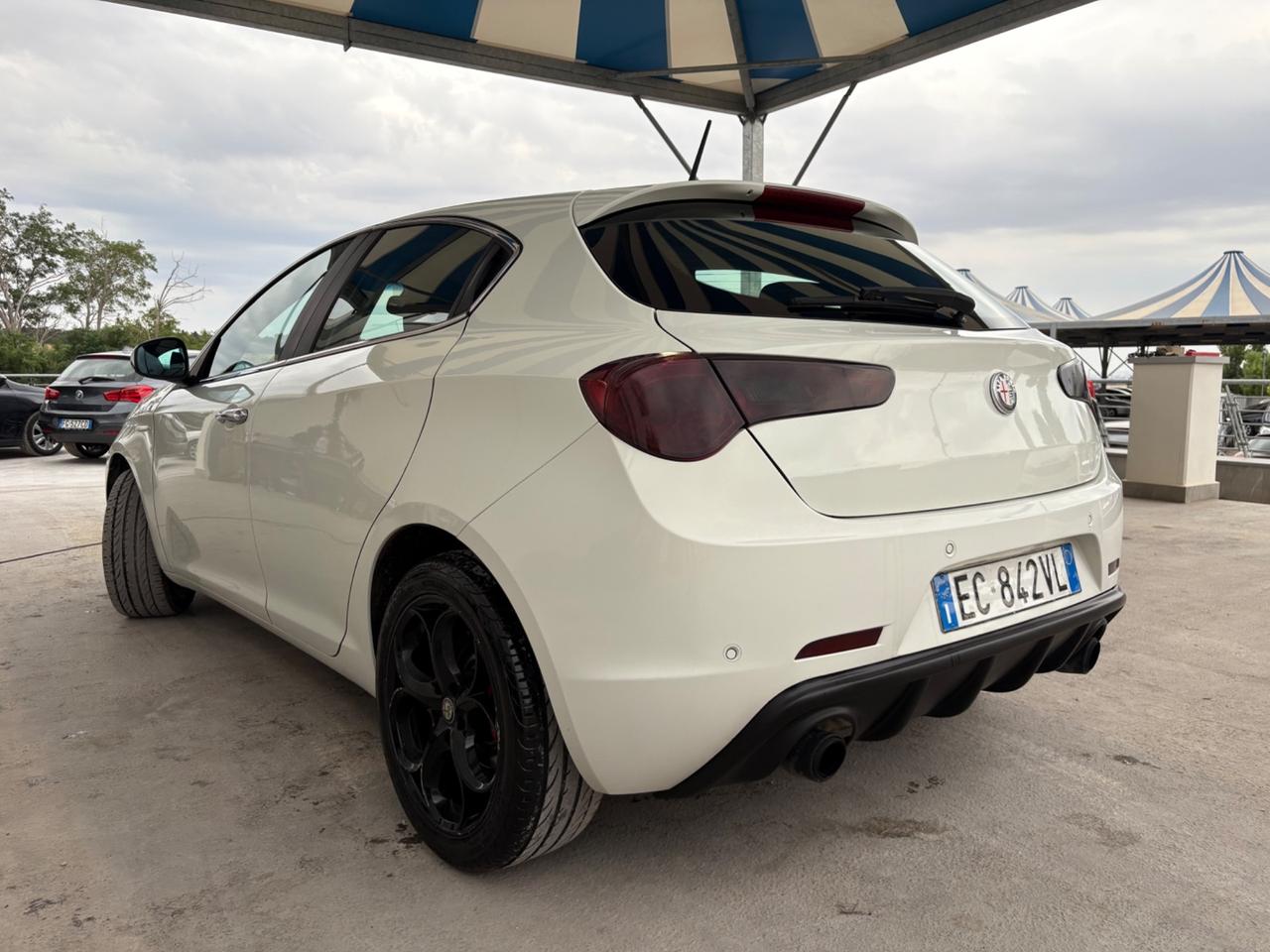 Alfa Romeo Giulietta 1.6 JTDm-2 105 CV Distinctive