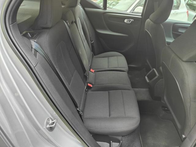 VOLVO XC40 T2 Essential