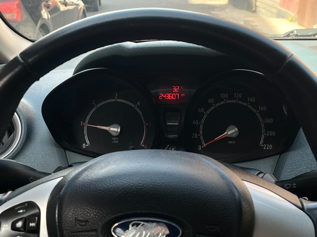 Ford Fiesta 1.4 TDCi 5p. Titanium