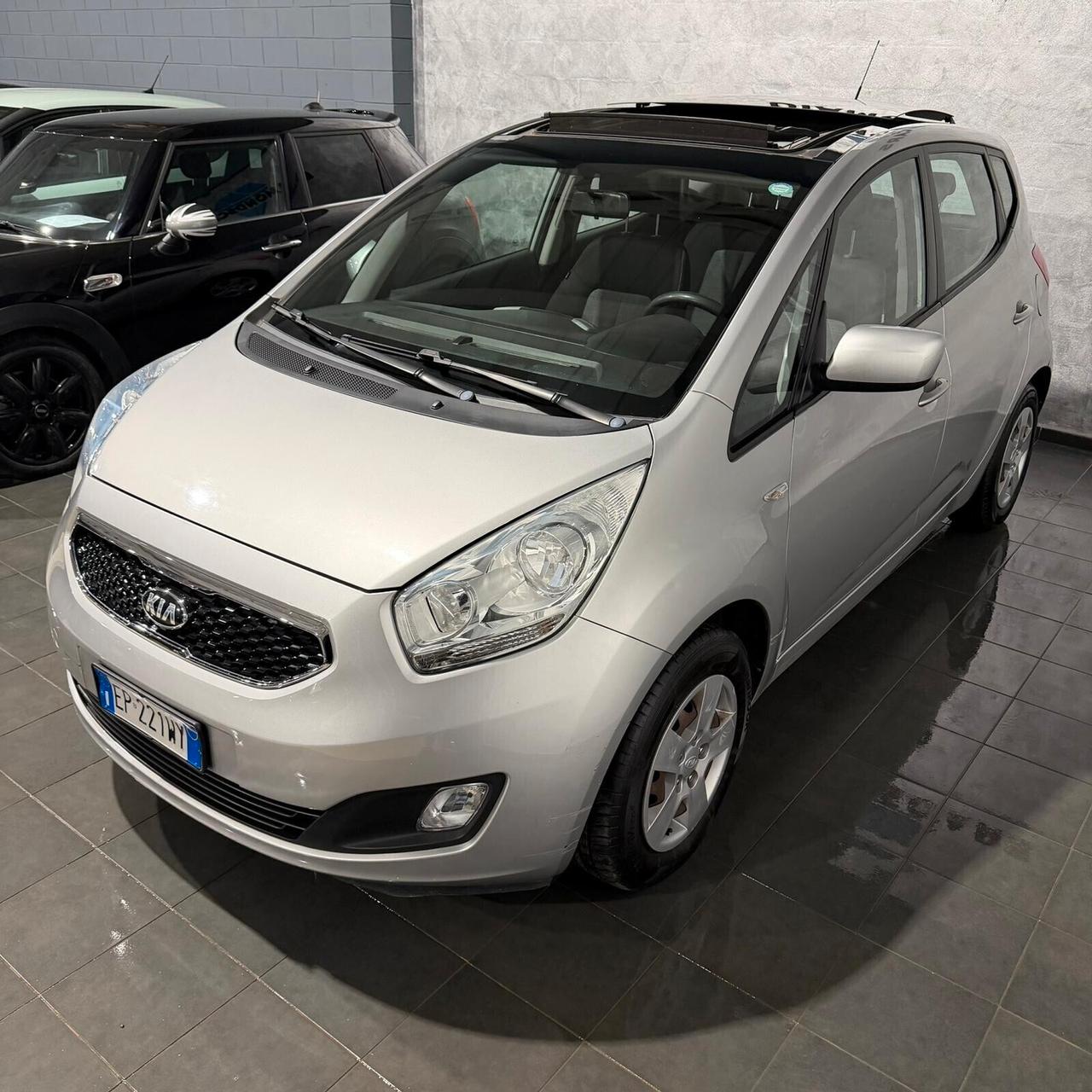 Kia Venga 1.4 CVVT TETTO APRIBILE+NEOPATENTATI