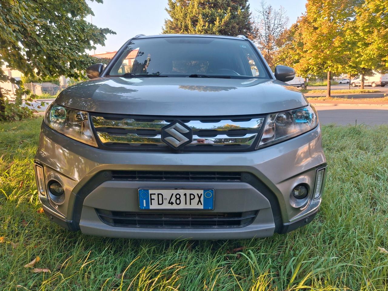 Suzuki Vitara 1.6 DDiS V-Cool-INTERNI IN PELLE-NAVI-