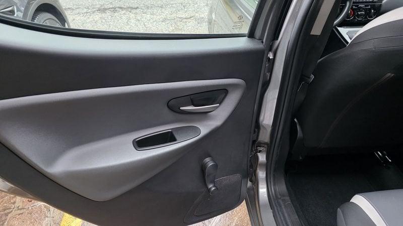 Lancia Ypsilon Ypsilon 1.2 69 CV 5 porte Elefantino GARANZIA