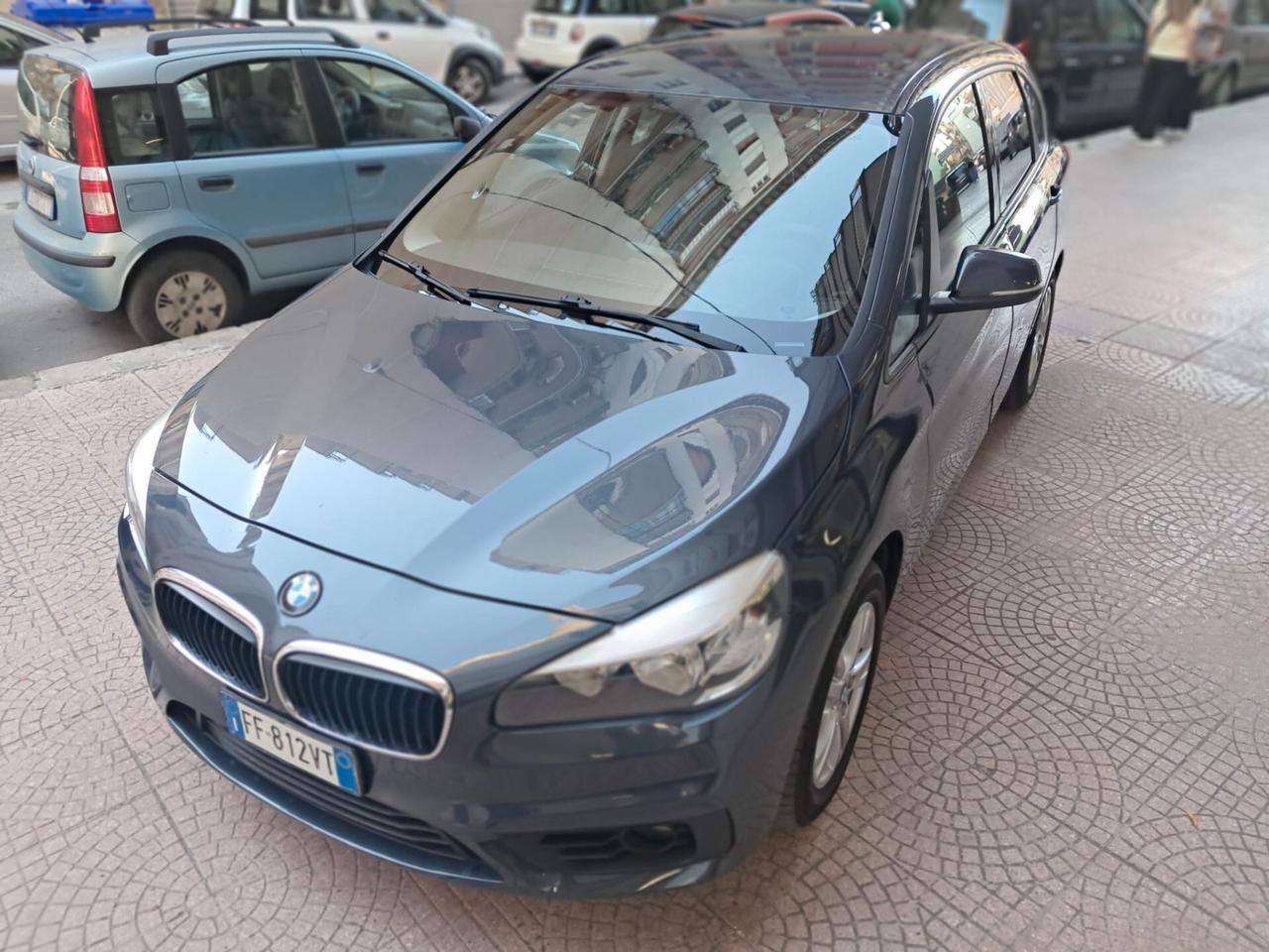 Bmw 216 216d Active Tourer-Solo89000km-EURO15990