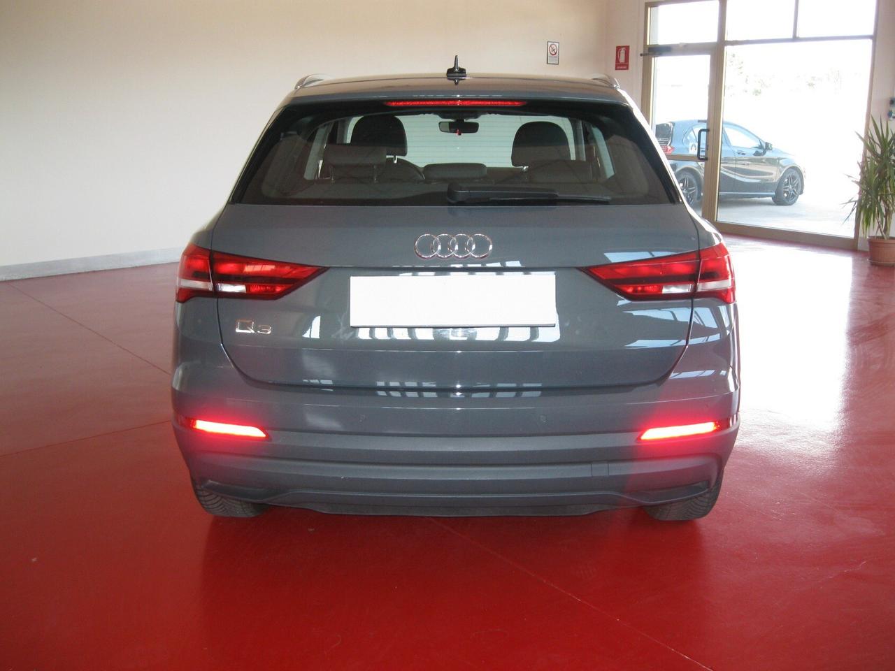 Audi Q3 35 TDI S tronic Business Advanced
