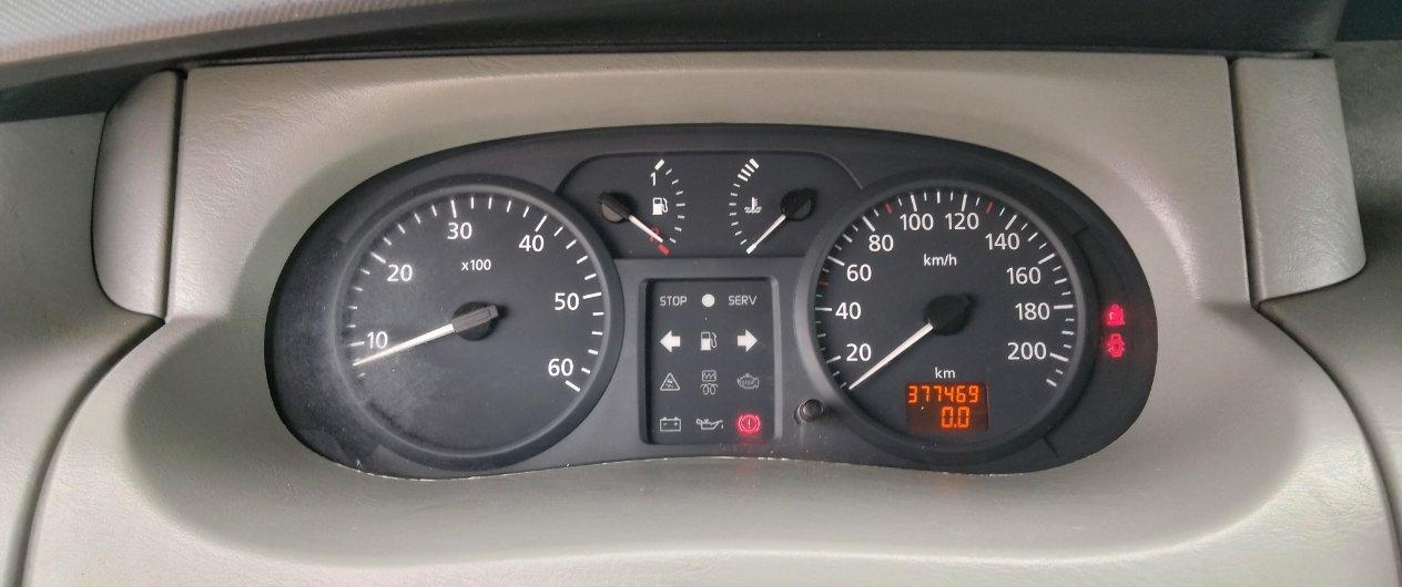 RENAULT Trafic T29 2.5 dci 140cv L2H1 Ice 6p.ti