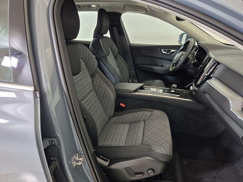 Volvo XC60 II 2022 2.0 t6 recharge phev obc 3,7kW Core awd auto