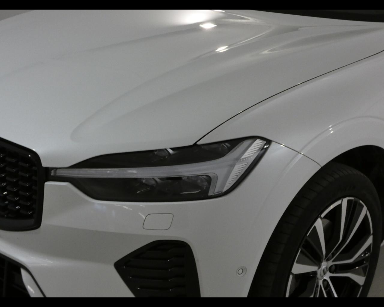 VOLVO XC60 (2017-->) - XC60 B4 (d) AWD automatico Ultimate Dark