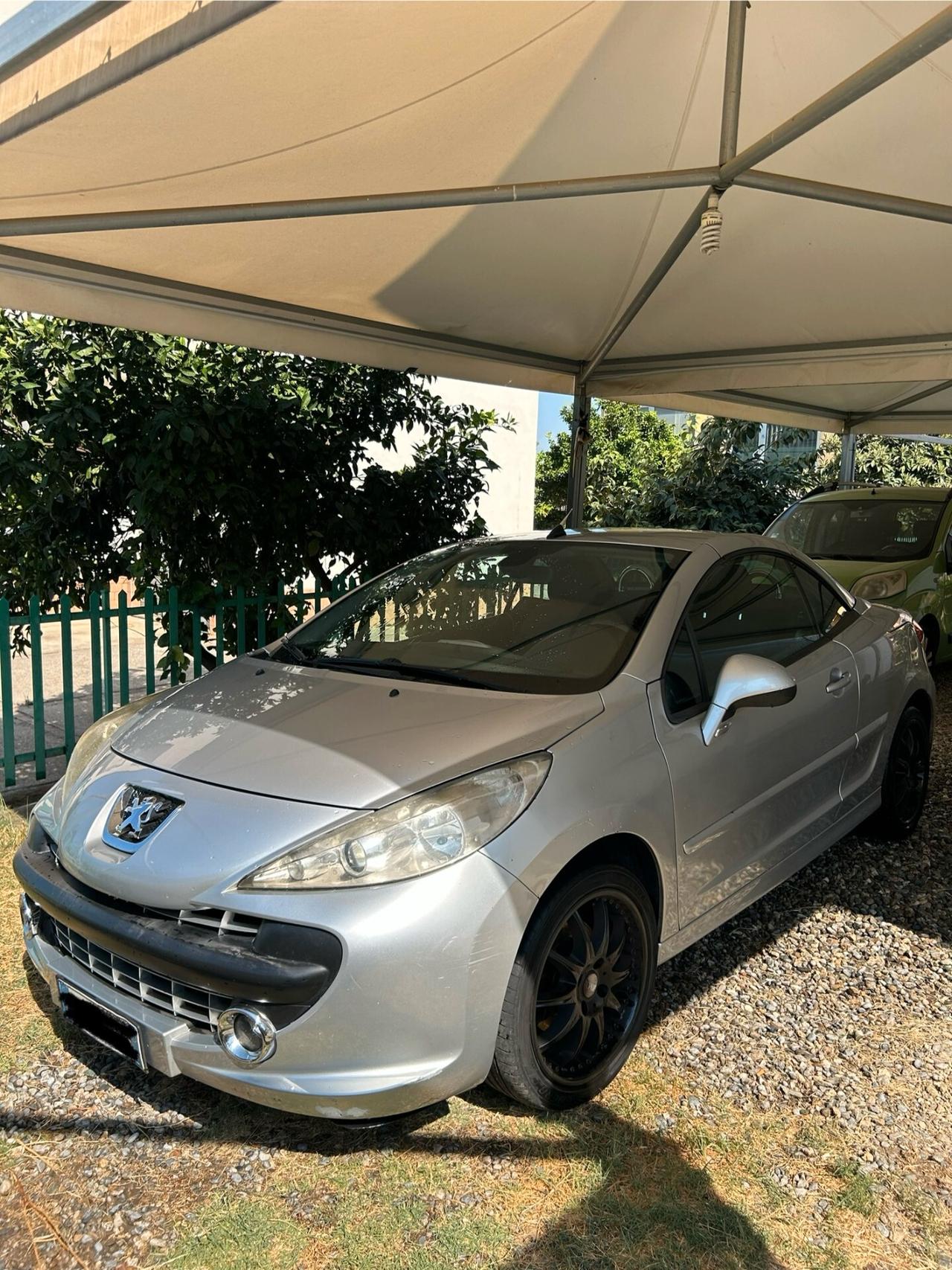 Peugeot 207 1.6 VTi 120CV CC Roland Garros