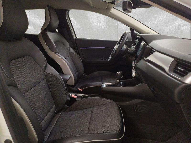 Renault Captur 1.6 E-Tech hybrid Intens 145cv auto