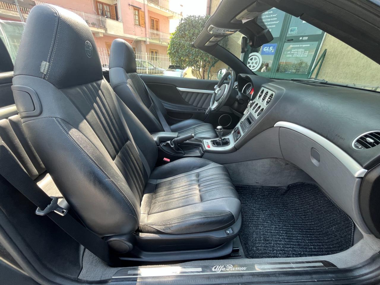 Alfa Romeo Spider 2.4 JTDM 200CV