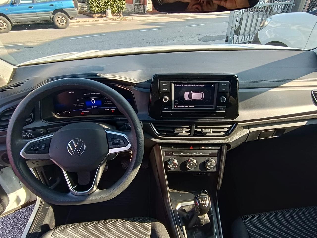 VOLKSWAGEN T-ROC 1.0 LIFE EDITION 110 cv BENZINA -PROMO NOVEMBRE GA FIN&SAFE-