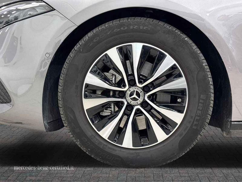 Mercedes Classe A 180 180 D Advanced 8G-DCT