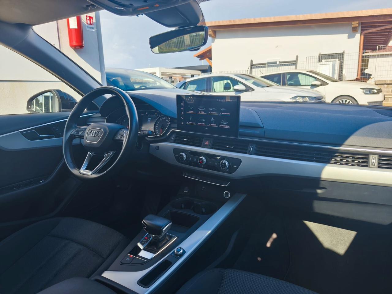 Audi A4 Avant 30 TDI/136 CV S tronic line edition