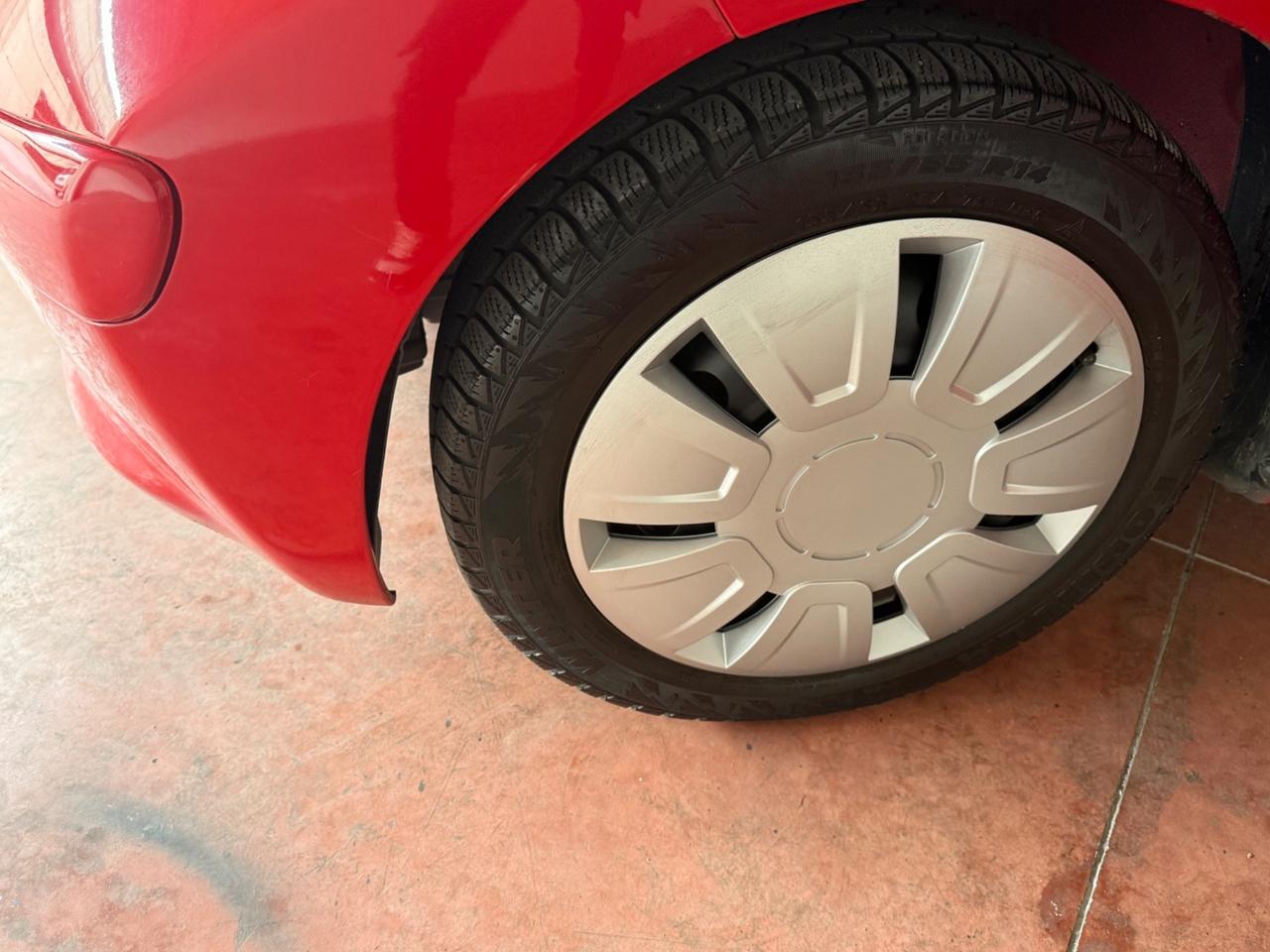 Toyota Aygo 1.0 12V VVT-i 5 porte Now