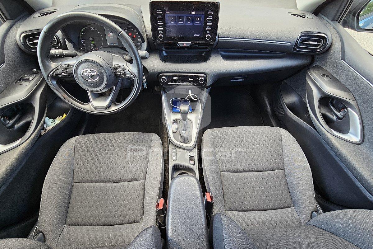 TOYOTA Yaris 1.5 Hybrid 5 porte Active