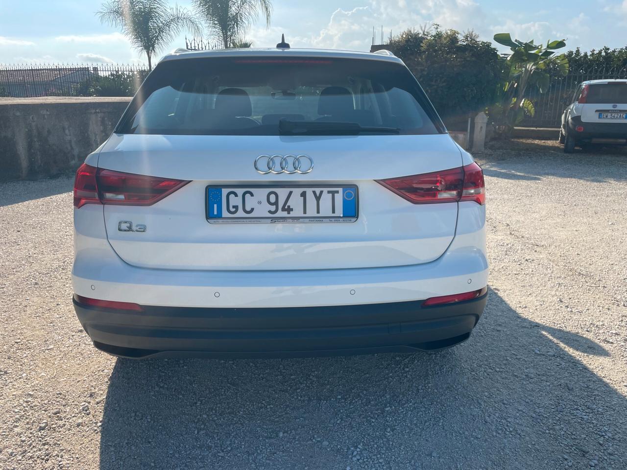 Audi Q3 35 TDI S tronic Business Advanced